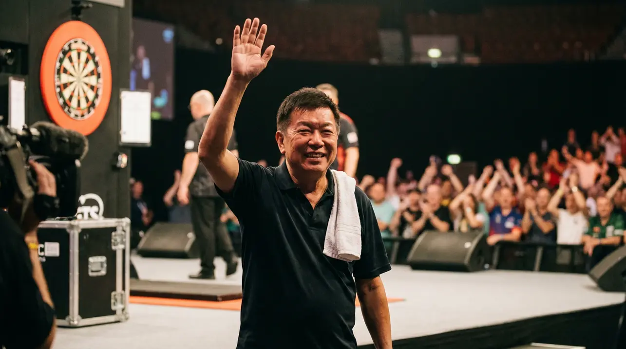 Watch: Moment 71-year-old Paul Lim picks up historic win at 2026 PDC Darts World Championship
